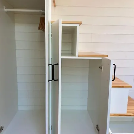 Cozy Tiny House With Jacuzzi , Garden And Free Parking Near Amsterdam Vijfhuizen