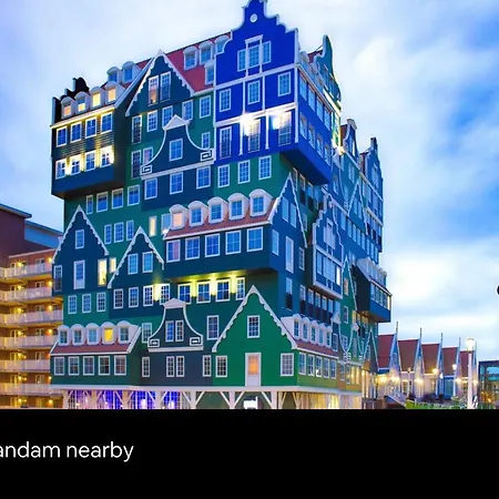 “New tiny house in Vijfhuizen” *