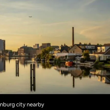 Cozy Tiny House With Jacuzzi , Garden And Free Parking Near Amsterdam