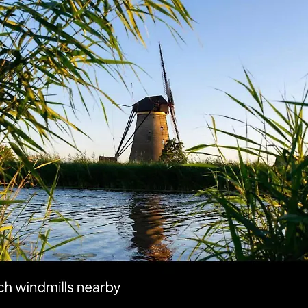 Cozy Tiny House With Jacuzzi , Garden And Free Parking Near Amsterdam Vijfhuizen