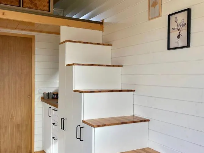 “New tiny house in Vijfhuizen” *