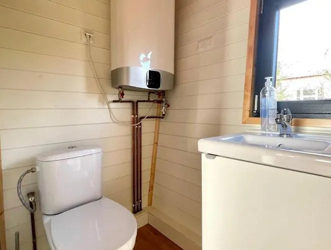 “New tiny house in Vijfhuizen” Chalet