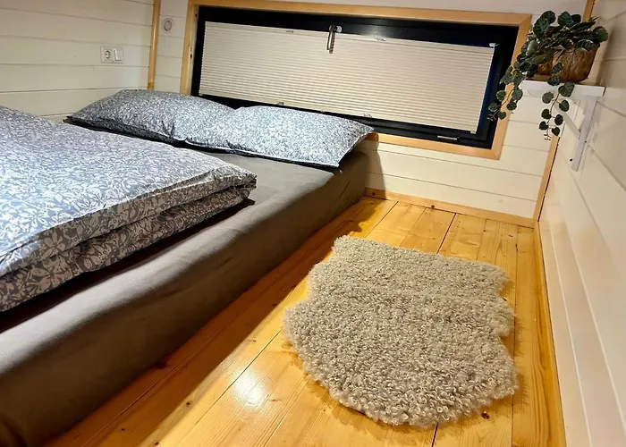 “New tiny house in Vijfhuizen” * Vijfhuizen