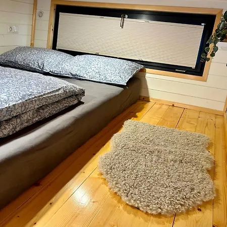 Tiny House With Garden And Jacuzzi Near Amsterdam * Vijfhuizen