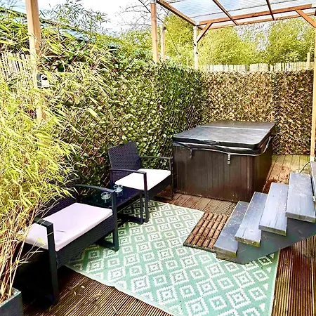 Tiny House With Garden And Jacuzzi Near Amsterdam *